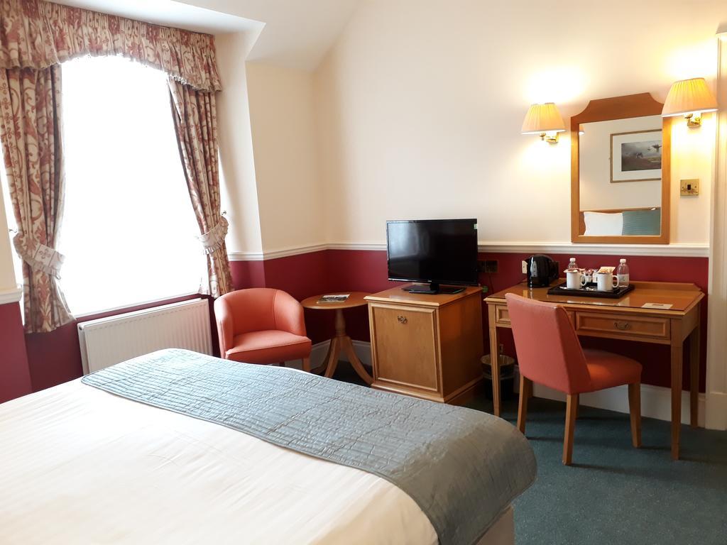 Lynford Hall Hotel Mundford Extérieur photo