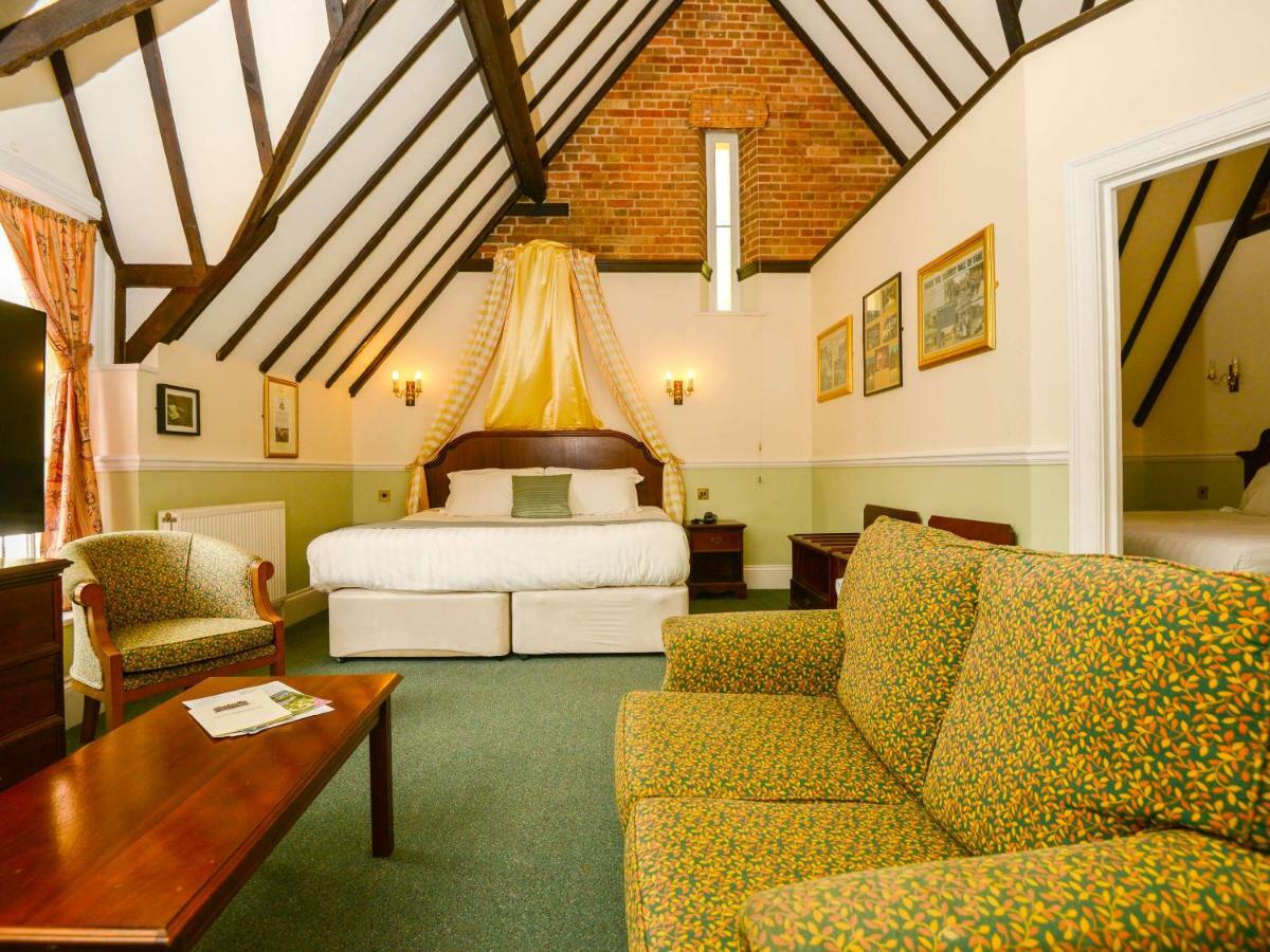 Lynford Hall Hotel Mundford Extérieur photo
