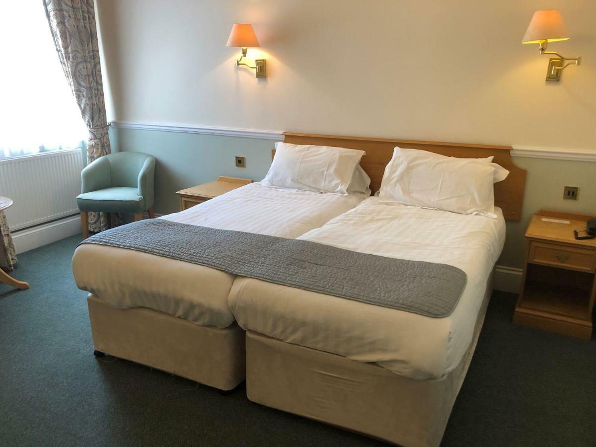 Lynford Hall Hotel Mundford Extérieur photo